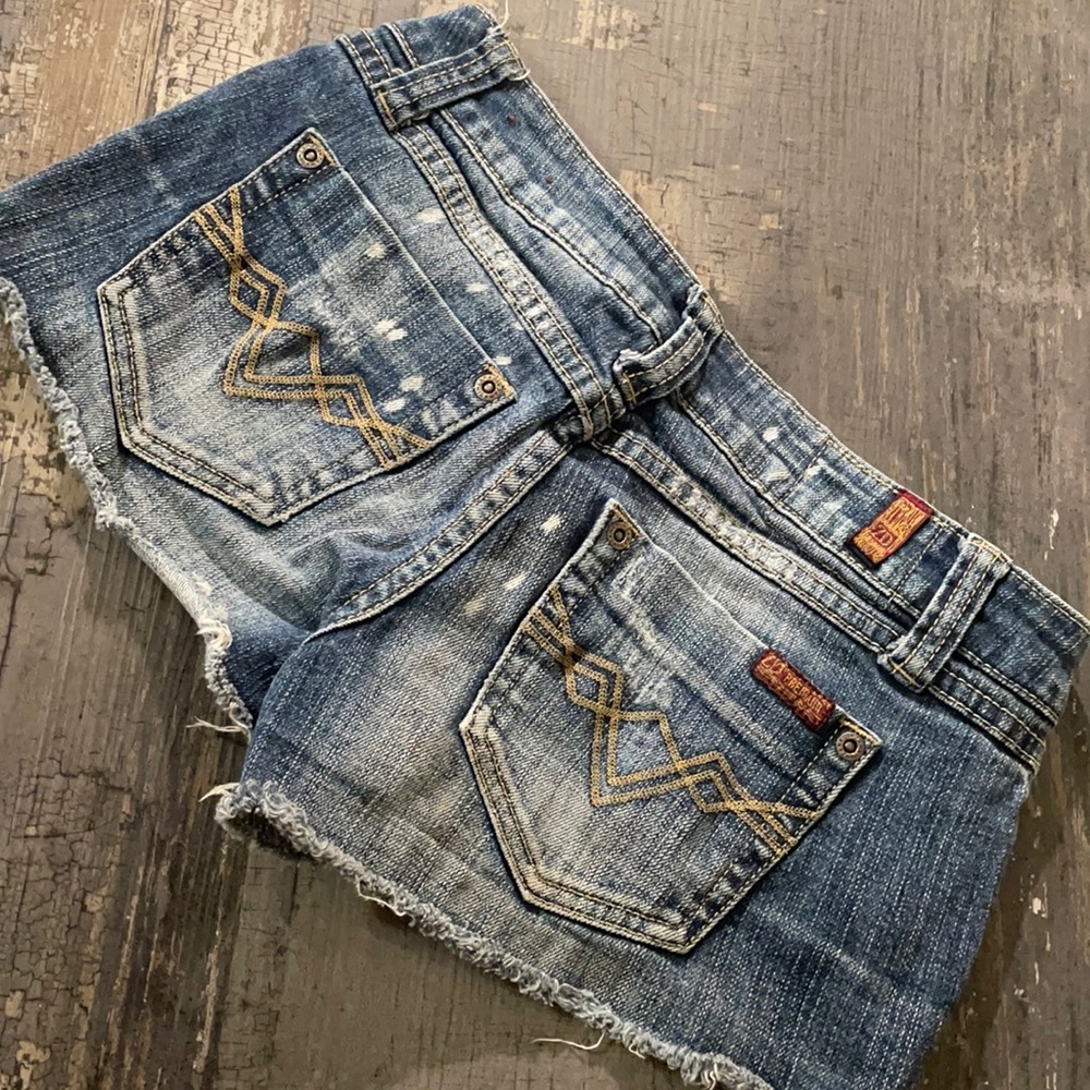 Zana Di Jean distressed juniors shorts. Size  3